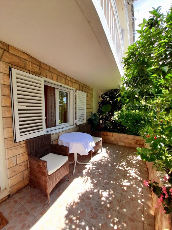 חוואר Apartments And Rooms Jasna מראה חיצוני תמונה