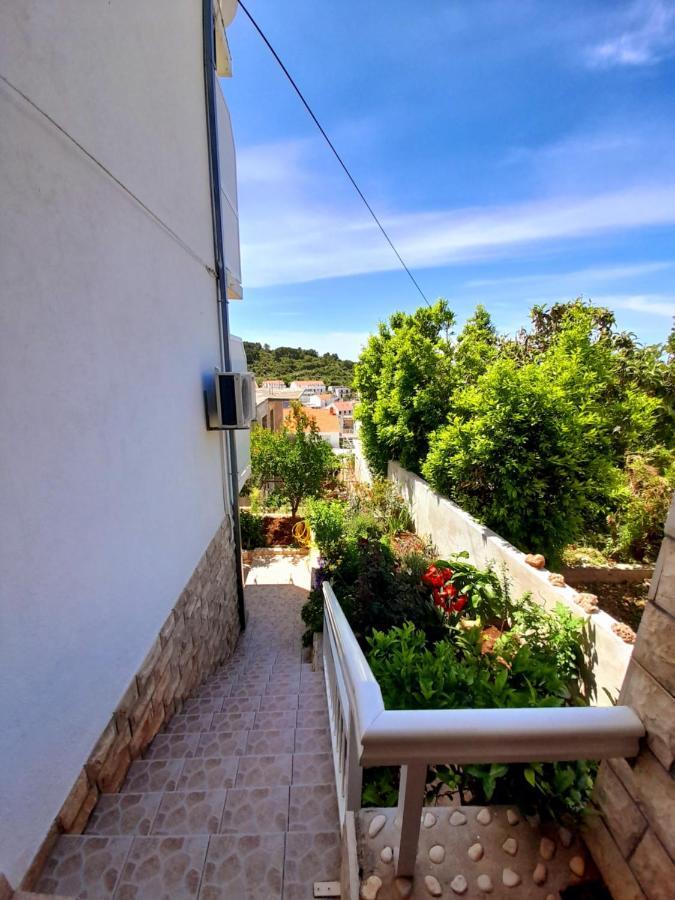 חוואר Apartments And Rooms Jasna מראה חיצוני תמונה