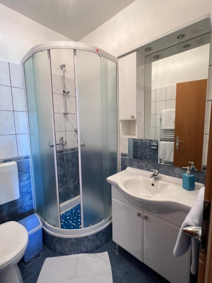 חוואר Apartments And Rooms Jasna מראה חיצוני תמונה