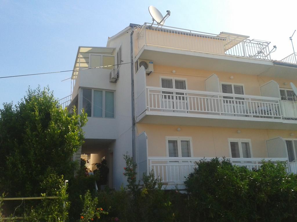 חוואר Apartments And Rooms Jasna מראה חיצוני תמונה