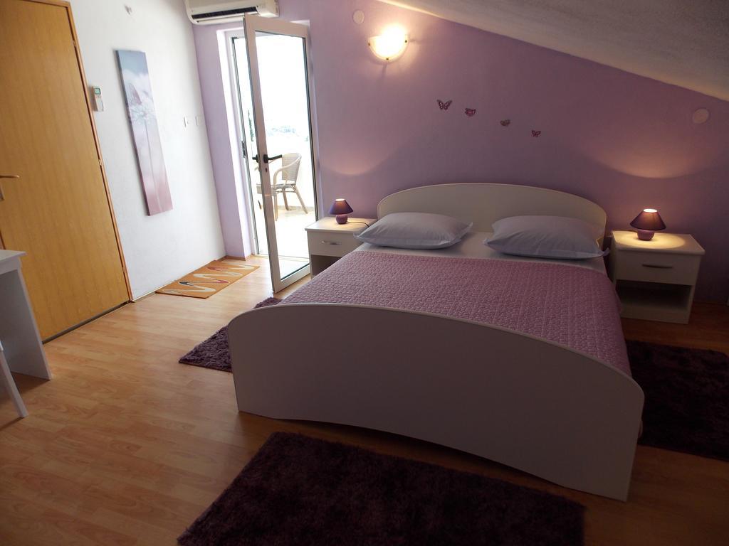 חוואר Apartments And Rooms Jasna מראה חיצוני תמונה