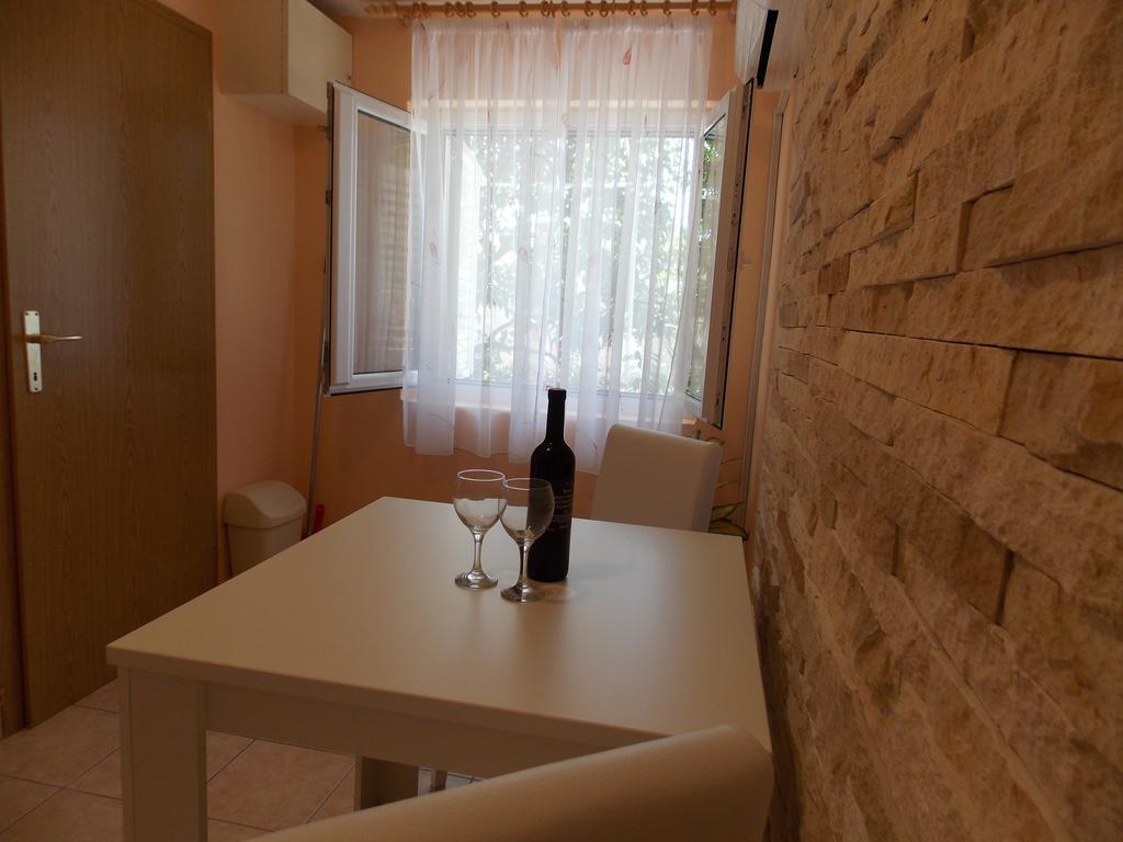 חוואר Apartments And Rooms Jasna מראה חיצוני תמונה
