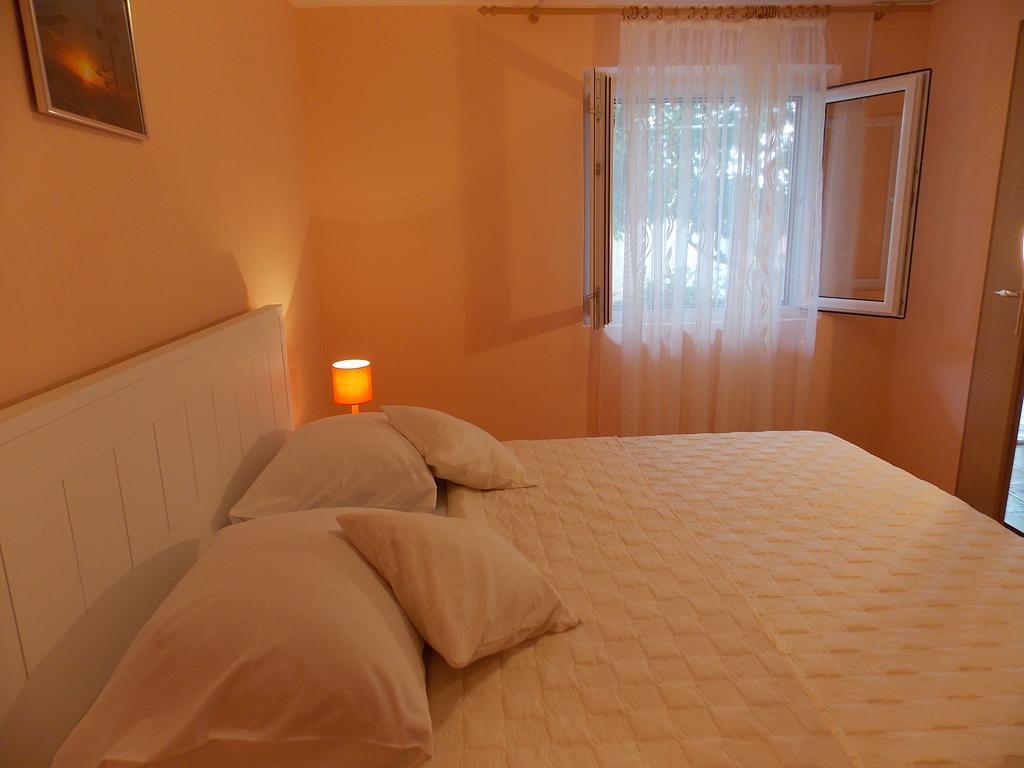 חוואר Apartments And Rooms Jasna מראה חיצוני תמונה